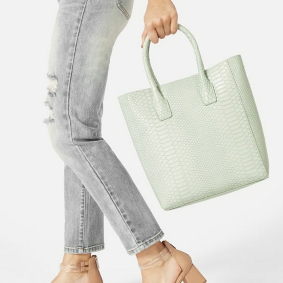 Purse - Picture 3 of 5